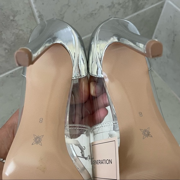 BCBGeneration Clear Rhinestone Ornament Pump Size 8 Women - Picture 15 of 16